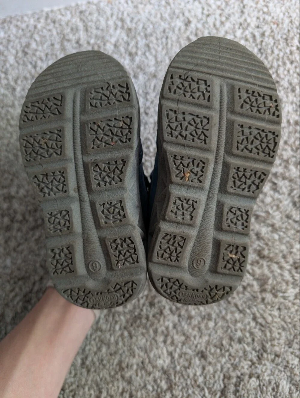 Oshkosh Toddler Navy Blue Outdoor High Top Sneakers - Sz 9 Activewear
